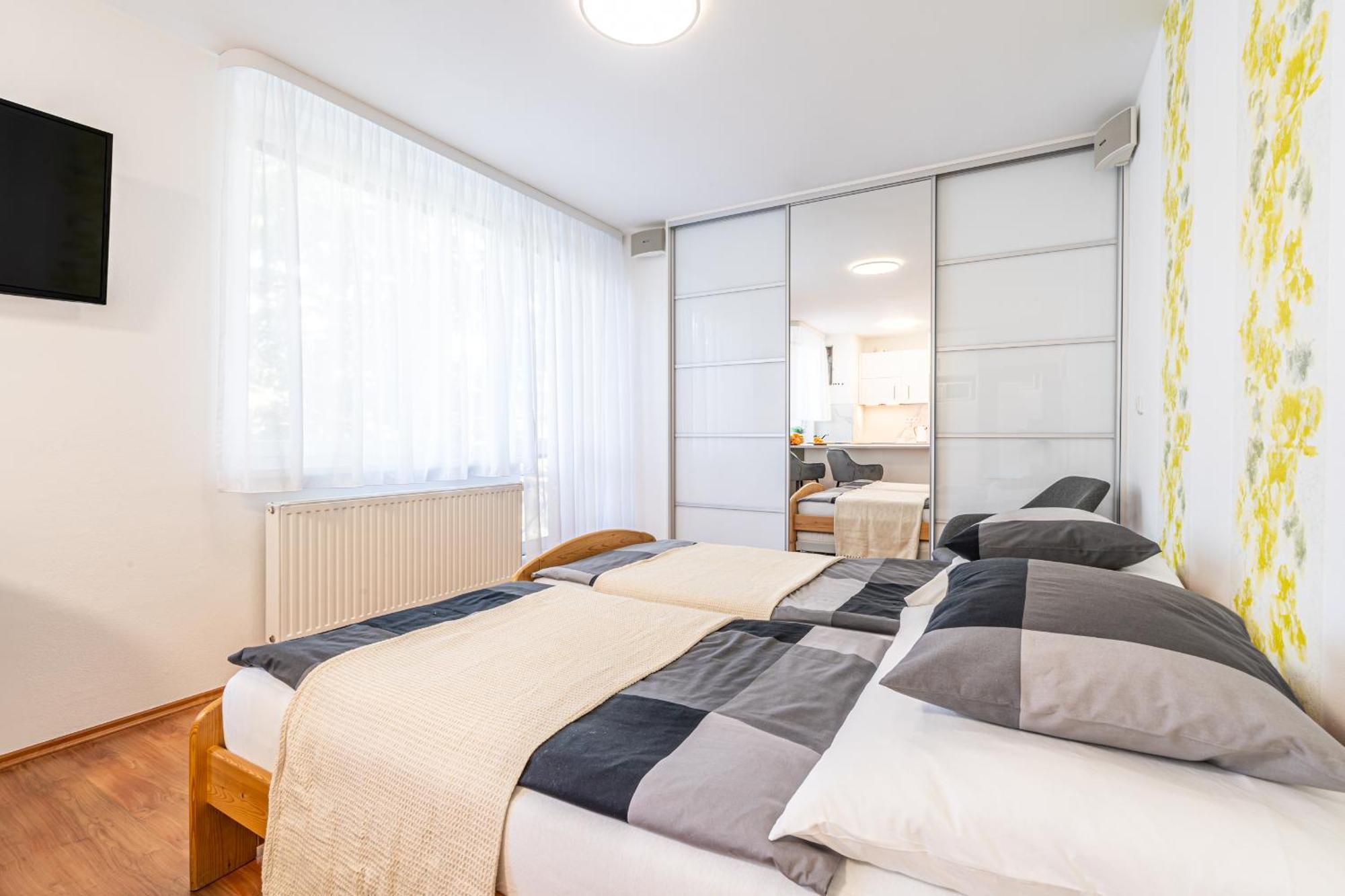 Apartment Komín Esterno foto